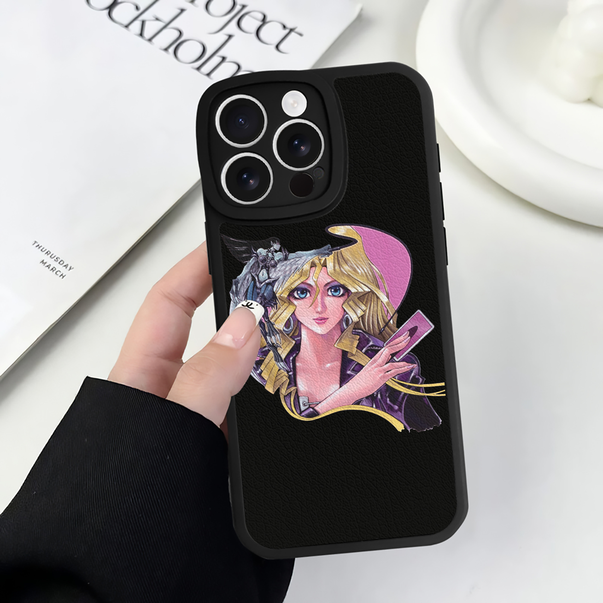 （画像用） 遊☆戯☆王 Yu-Gi-Oh! 【iPhone 16シリーズ対応】シリコンスマホケース（レザー調） 材質：シリコン